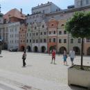 Legnica, Kramy Śledziowe, Rynek 23-31, widok od pn. (1)